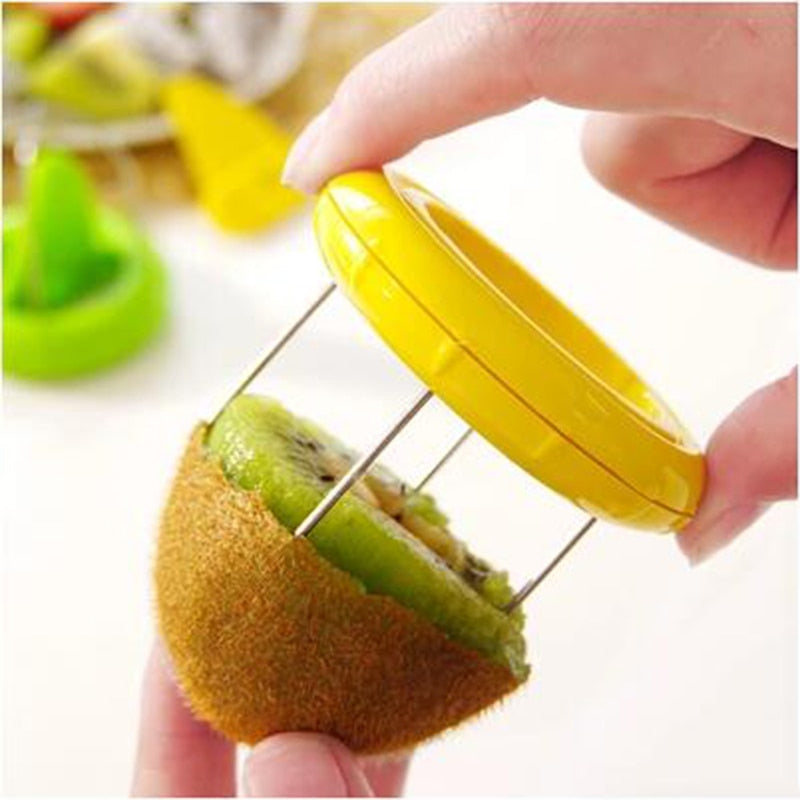 Kiwi Cutter/ Fruit Peeler